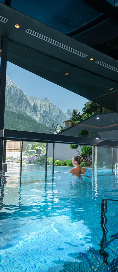 Thermal pool in the Riederalm wellness area